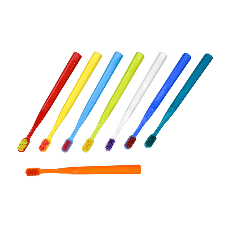Ingrosso Personalizzazione Viaggi per adulti Casa Hotel Plastico Soft Bristle Spazzolino per uso domestico In Blister Card