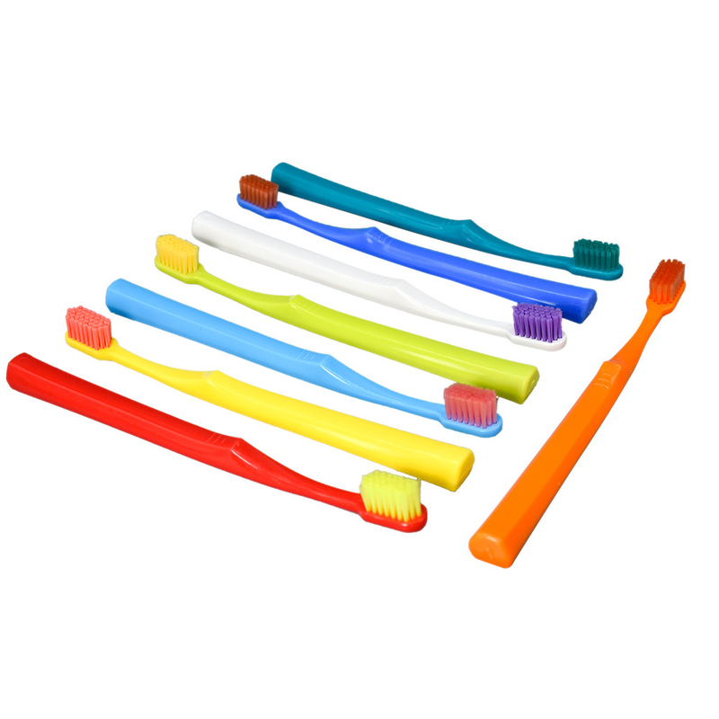Ingrosso Personalizzazione Viaggi per adulti Casa Hotel Plastico Soft Bristle Spazzolino per uso domestico In Blister Card
