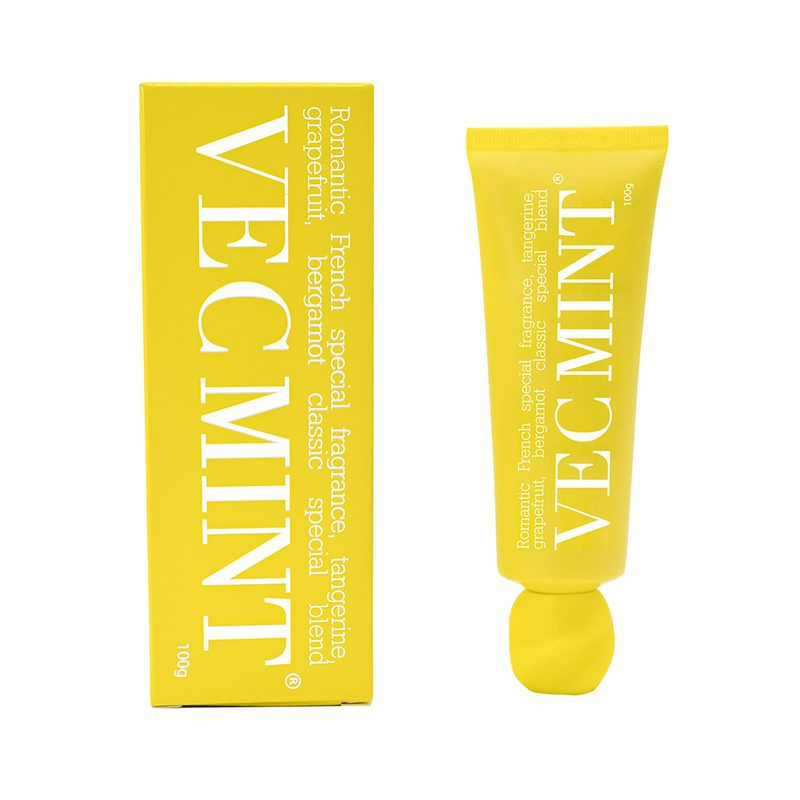 100 g di dentifricio VECMINT: profumo di pompelmo, bergamota e mandarino.