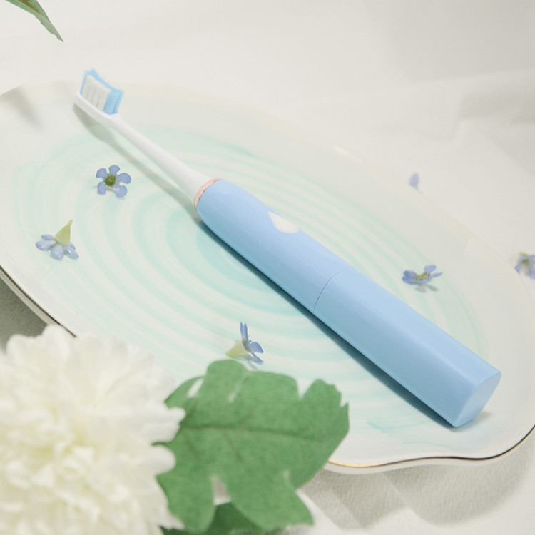 Pulizia sonica orale astuta degli spazzolini da denti 0.7W di cura di cura della gomma per il viaggio