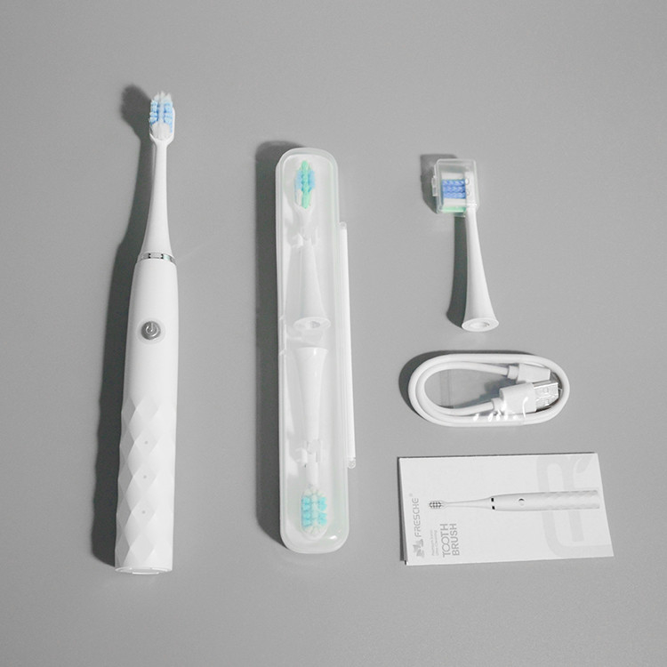 OEM dello spazzolino da denti di cura dello spazzolino da denti ed azione orali professionali d'imbiancatura elettrici, etichette private su misura